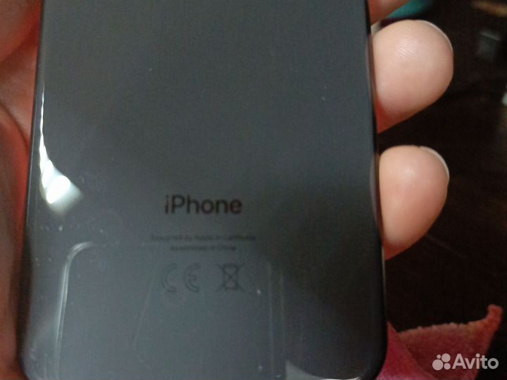 iPhone 8, 64 ГБ