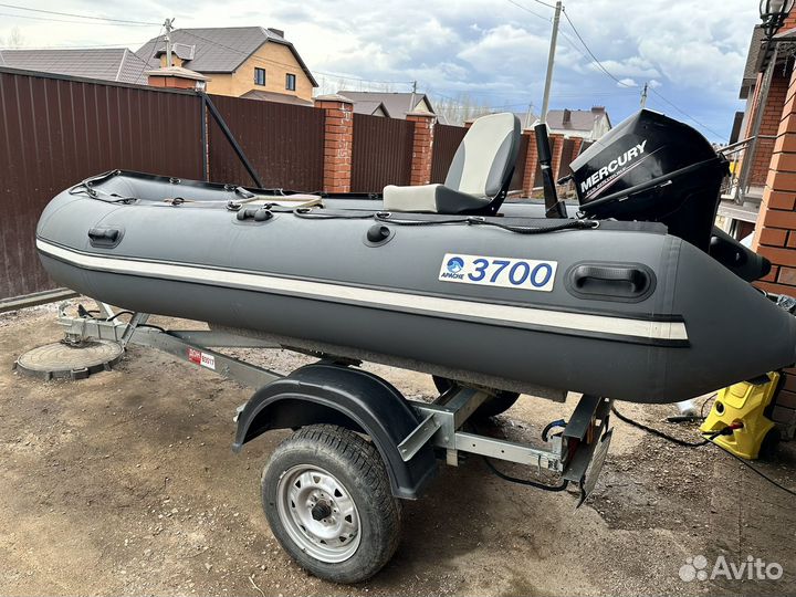Комлект лодка Apache 3700 и mercury 9.9