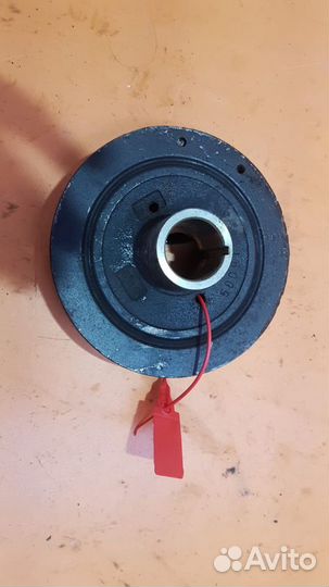 Шкив коленвала на Toyota Land Cruiser 100 2uzfe