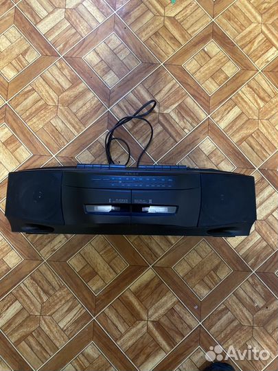 Двухкассетный магнитофон akai