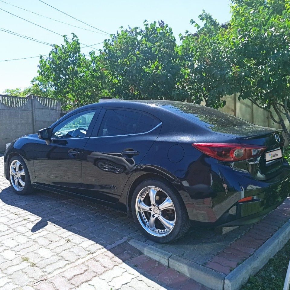 Mazda 3: фото владельца