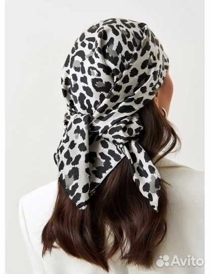 Платок женский шелковый