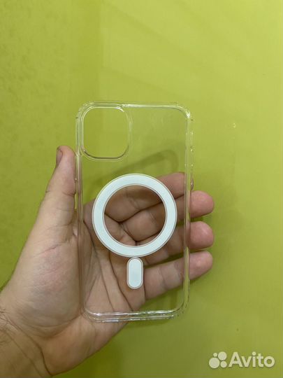 Чехол с кольцом MagSafe на iPhone 11