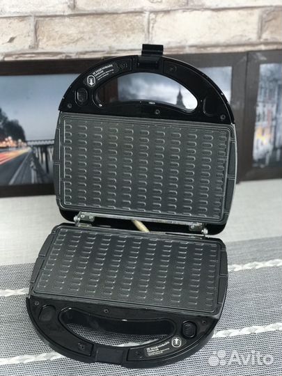 Вафельница redmond