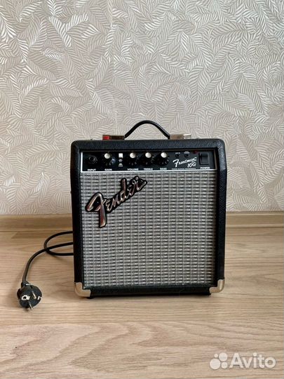 Комбоусилитель fender frontman 10g