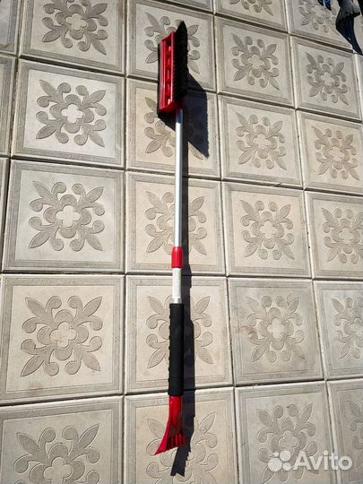 Щётка автомобильная от снега