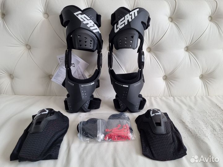 Новые брейсы 2023 Leatt Knee Brace X-Frame Hybrid