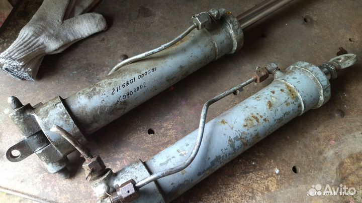 Цилиндр гидравлический бу