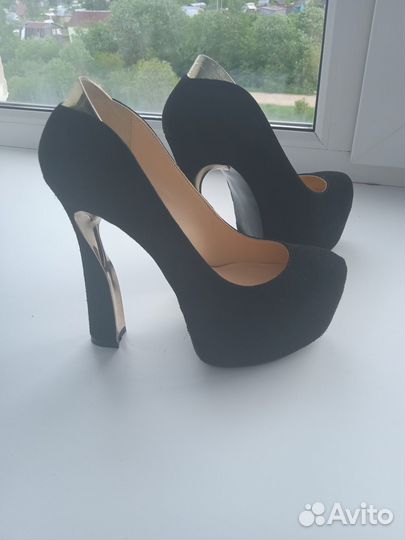 Туфли женские 35 размер