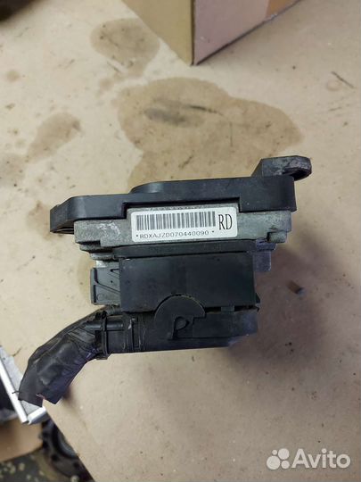 Блок управления двигателем Chevrolet Aveo 1.4