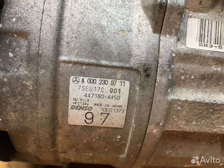 Компрессор кондиционера Mercedes-Benz C200 W203