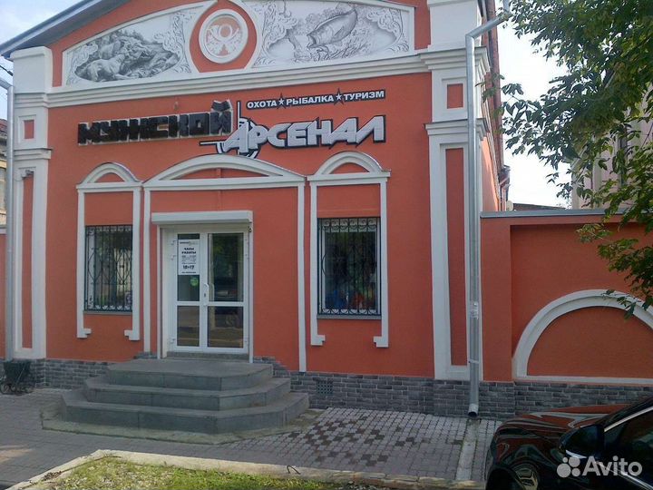 Требуется продавец - консультант торгового зала