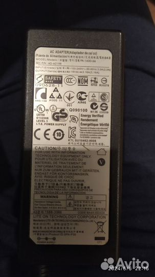 Блок питания ноутбука Samsung 19V 3.16A