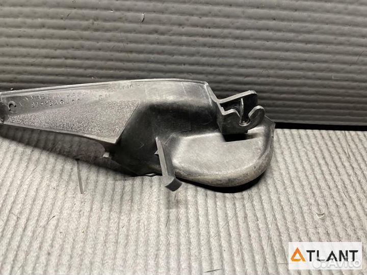 Уголок жабо правое subaru legacy