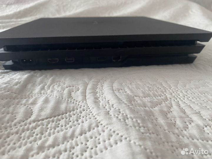 Sony Playstation 4 pro (чёрный)