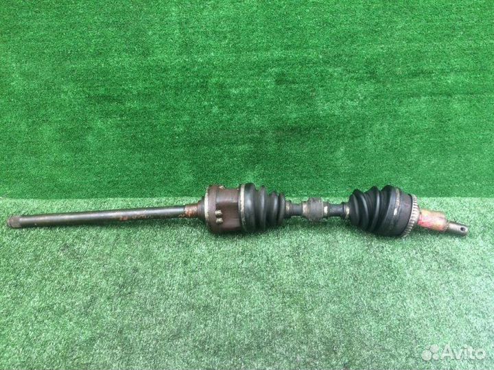 Привод передний левый Nissan Prairie / Liberty