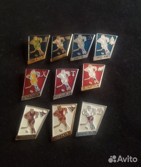 Значок СССР. Хоккей с шайбой. Трактор