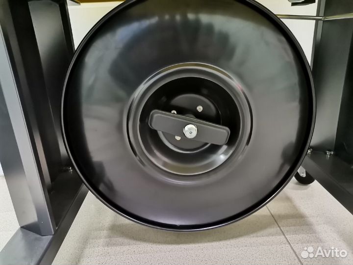 Стреппинг машина. Упаковка стреппинг лентой