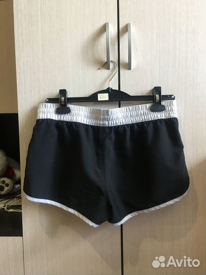 Шорты женские
