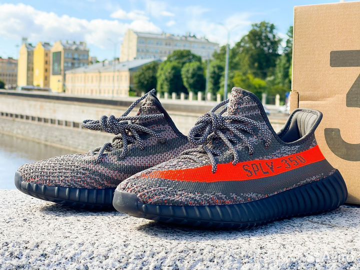 Кроссовки Adidas Yeezy Boost 350 V2