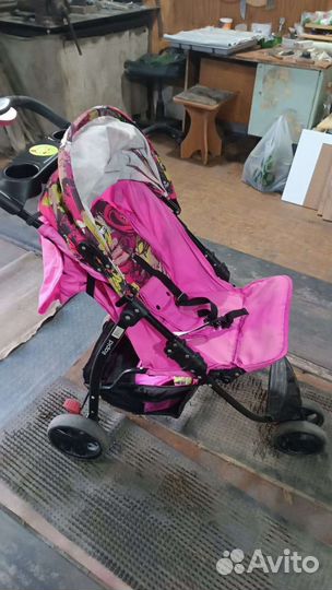 Прогулочная коляска