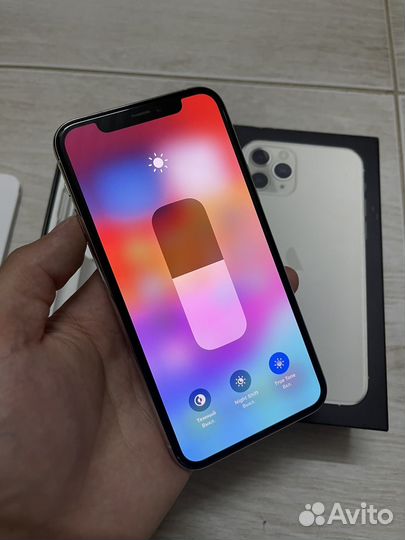 iPhone 11 Pro, 64 ГБ