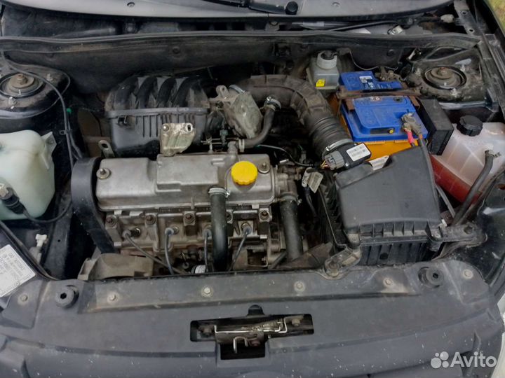 LADA Granta 1.6 МТ, 2014, битый, 107 000 км