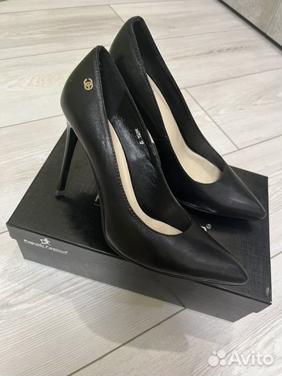 Обувь женская