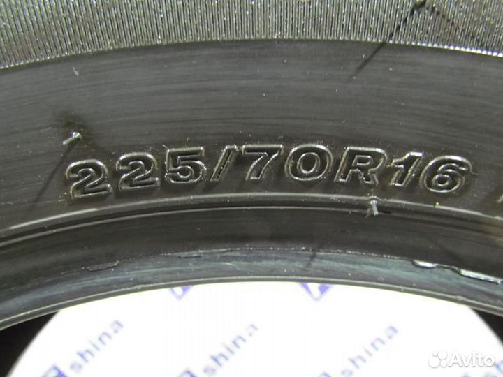 Bridgestone Dueler H/T D687 225/70 R16 101K