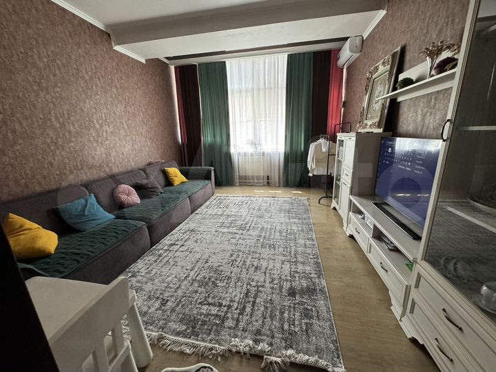 4-к. квартира, 116 м², 5/5 эт.