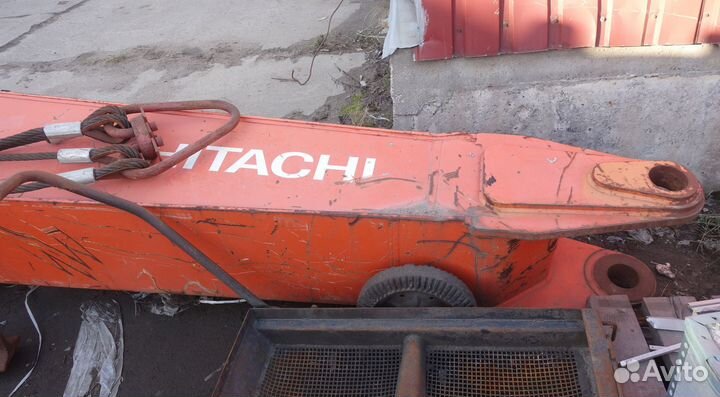 Стрела экскаватора Hitachi 230