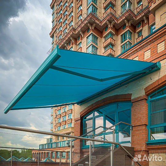 Маркиза кассетного типа большой ширины