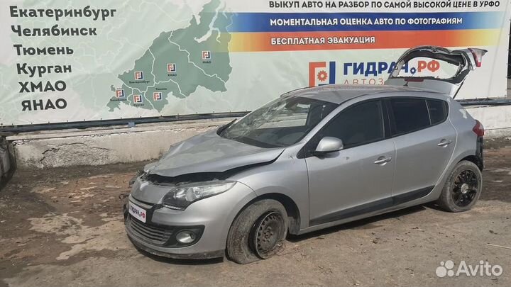 Обшивка стойки задней левой верхняя Renault Megane