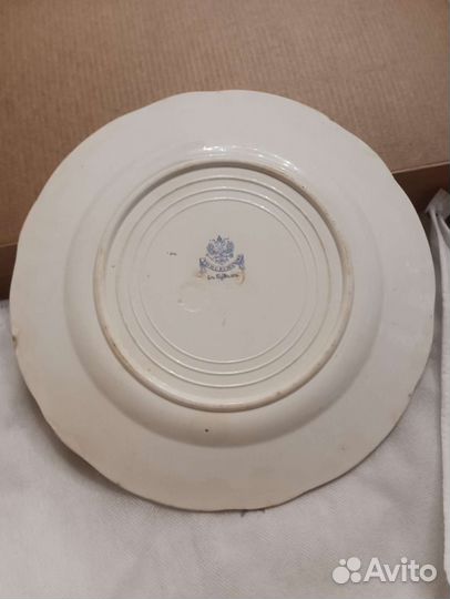 Продам антикварную тарелку Кузнецова в будах