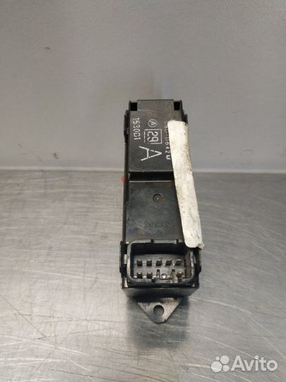 Кнопка стеклоподъемника передняя левая Mitsubishi