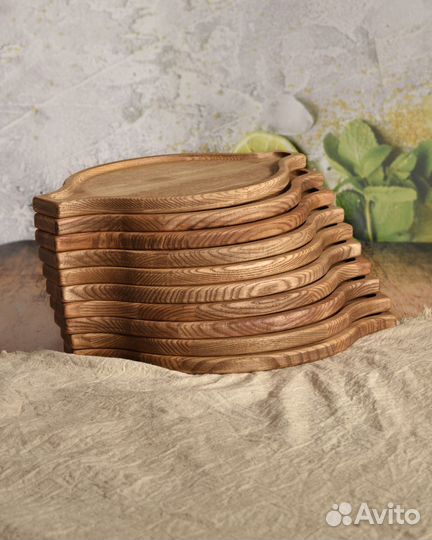 Деревянный поднос для подачи хачапури