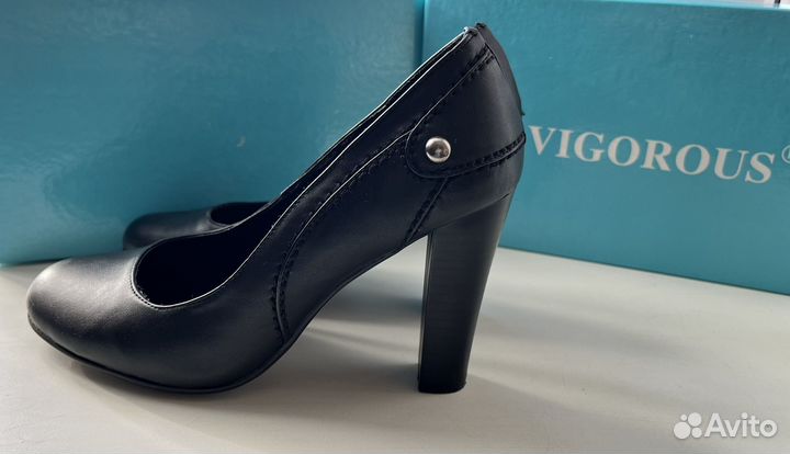 Туфли женские 39 размер черные