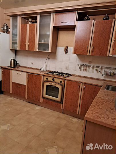 Кухонный гарнитур угловой