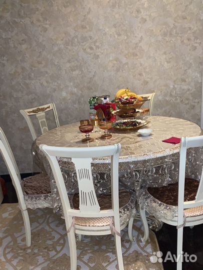 Стол кухонная со стульями