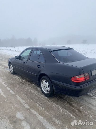 Mercedes-Benz E-класс 2.0 AT, 1999, 338 500 км