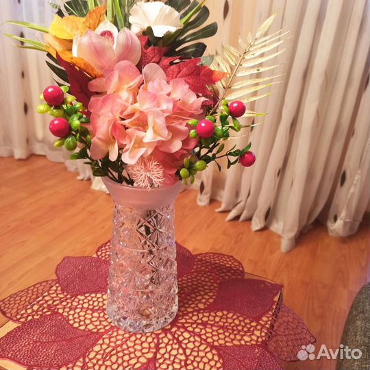 Ваза для цветов хрустальная