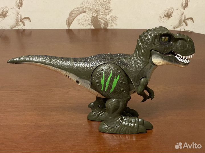Динозавр на батарейках