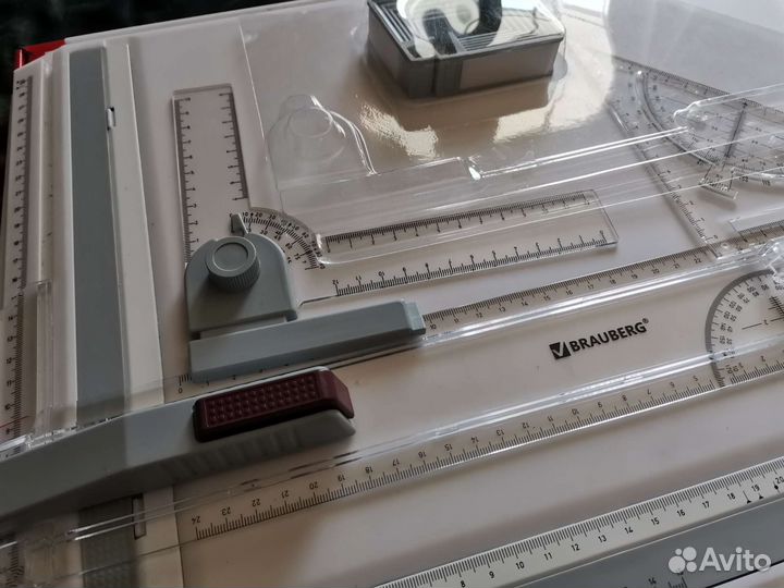 Чертежная доска А3 Brauberg