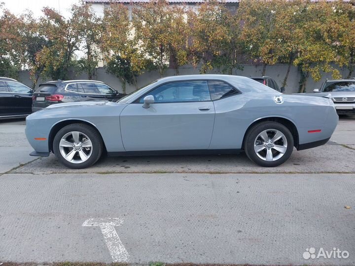 Dodge Challenger 3.6 AT, 2021, 14 400 км