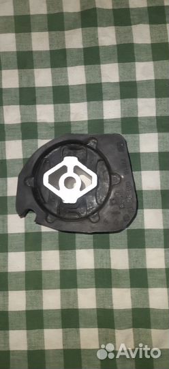 Подушка АКПП bmw x5 e53