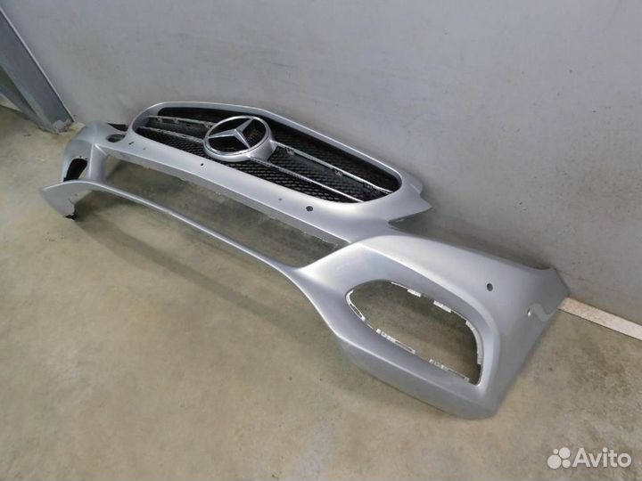 Бампер передний Mercedes-Benz C-Class