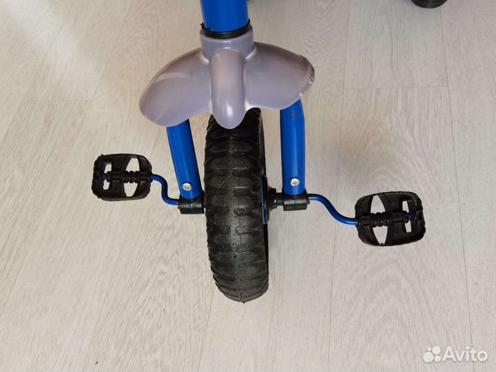 Велосипед детский трёхколёсный