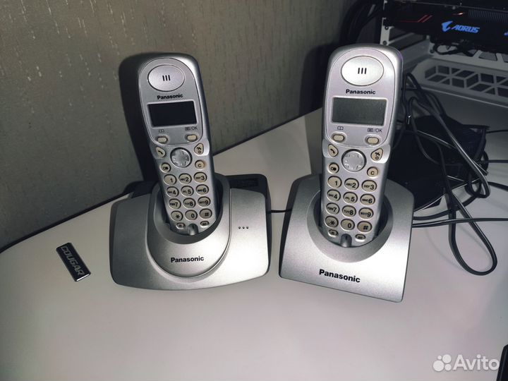 Радиотелефон Panasonic 2 трубки