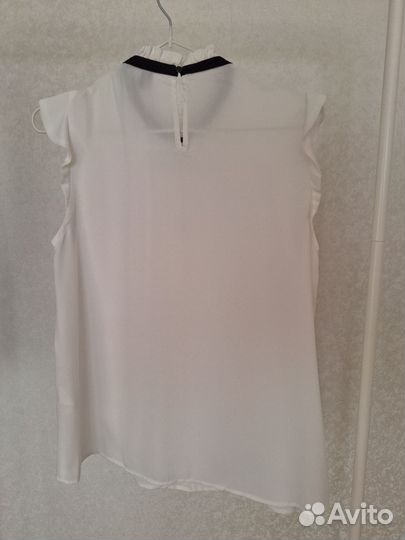 Блузка без рукавов под пиджак и не только