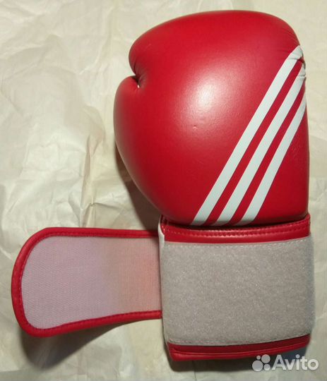 Перчатки боксерские Adidas Training adiBT02 10 oz